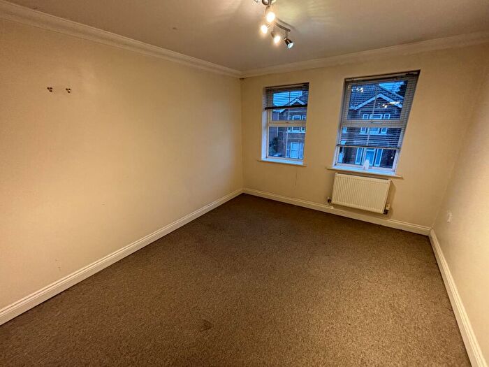 2 Bedroom Flat For Sale In Flat, Wycliffe Road, Bournemouth, Dorset, BH9