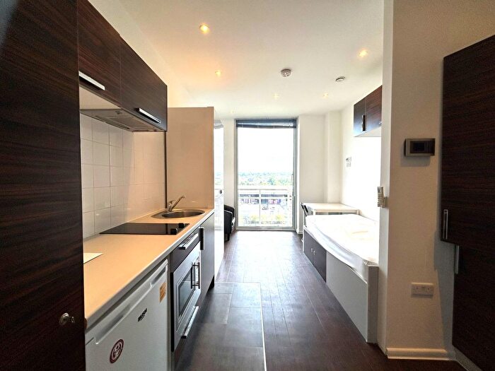 1 Bedroom Studio To Rent In Guildford Park Road, Guildford, GU2