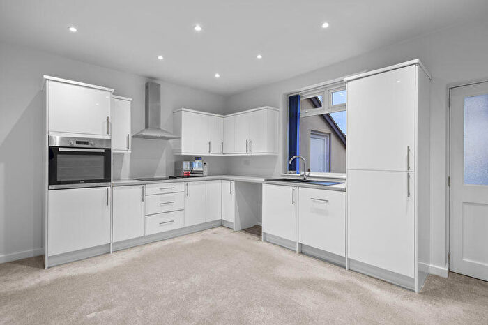 2 Bedroom Terraced House For Sale In Church Street West, Brampton, Chesterfield, S40 - Photo 10