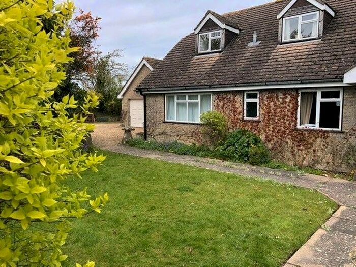 5 Bedroom Detached House To Rent In Priors Hill, Wroughton, Swindon, SN4