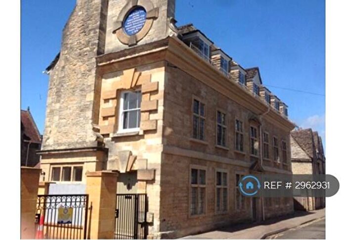 4 Bedroom Semi Detached House To Rent In Gloucester Street, Cirencester, GL7