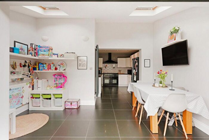 3 Bedroom Terraced House For Sale In Westfield Close, Cheam, SM1