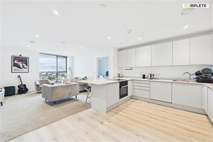 2 Bedroom Flat For Sale In No Old Trafford, Wharf End, Manchester, M17