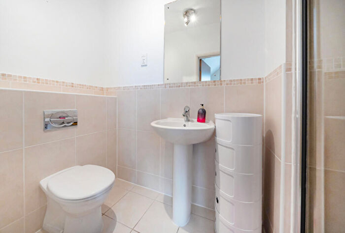 2 Bedroom Apartment For Sale In Wooldridge Court, Margaret Road, Headington, Oxford, OX3