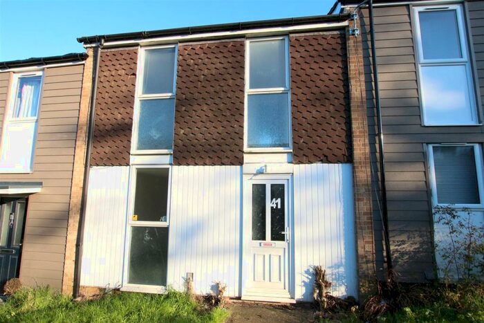 3 Bedroom Terraced House To Rent In Southwood Hill, Northampton, NN4