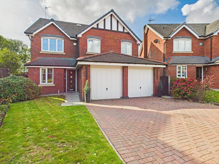 4 Bedroom Detached House For Sale In Calday Grove, Pewfall, WA11
