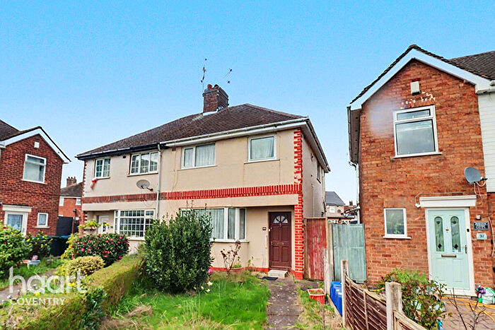 3 Bedroom Semi Detached House For Sale In Quilletts Close, Coventry, CV6