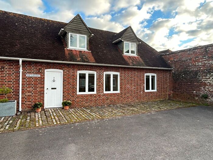 4 Bedroom Cottage For Sale In Downs Road, West Stoke, PO18