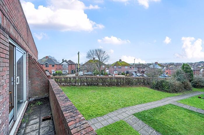 2 Bedroom Flat For Sale In Fourgates Road, Dorchester, DT1