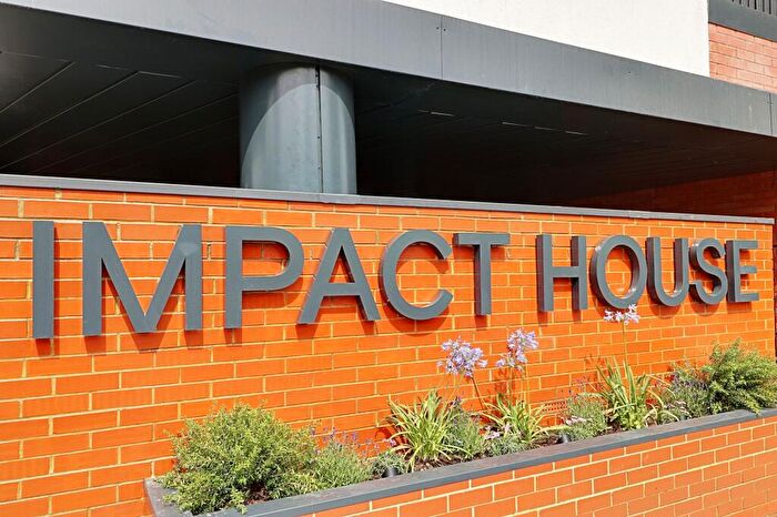 3 Bedroom Flat For Sale In High Road, Chigwell, IG7