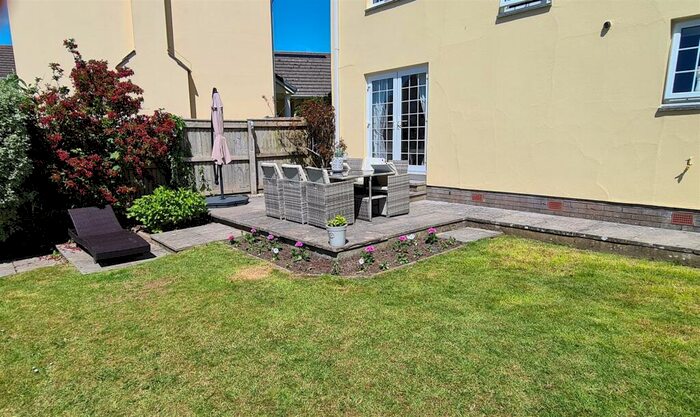 4 Bedroom Detached House For Sale In Lower Cross Road, Barnstaple, EX31