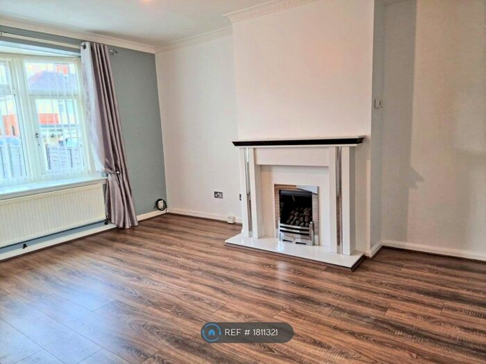 3 Bedroom Terraced House To Rent In Wanstead Grove, Birmingham, B44