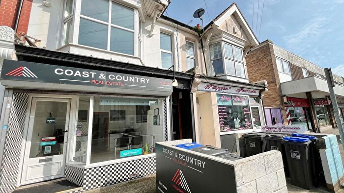 2 Bedroom Flat To Rent In Ham Road, Worthing, BN11