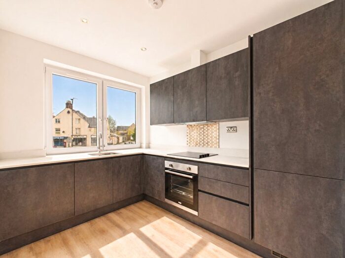 1 Bedroom Flat To Rent In Tricorn House, Westward Road, Stroud, Gloucestershire, GL5