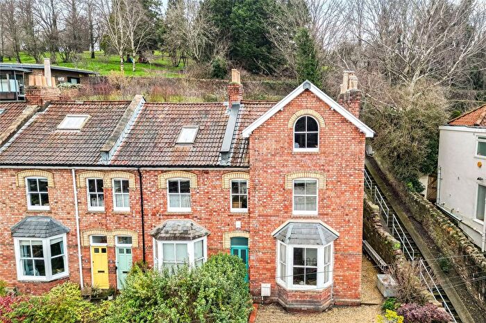 4 Bedroom End Terrace House For Sale In Rosebery Terrace, Clifton, Bristol, BS8