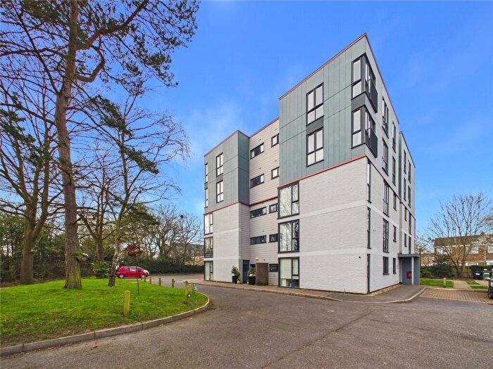 2 Bedroom Penthouse To Rent In Berechurch Road, Colchester, Essex, CO2