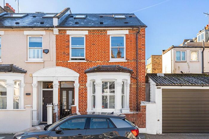 4 Bedroom End Terrace House For Sale In Knivet Road, London, SW6