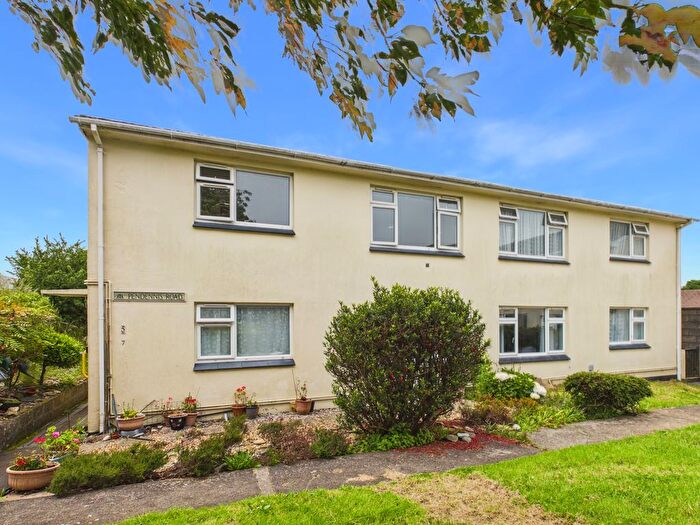 1 Bedroom Flat For Sale In Pendennis Road, Penzance, TR18