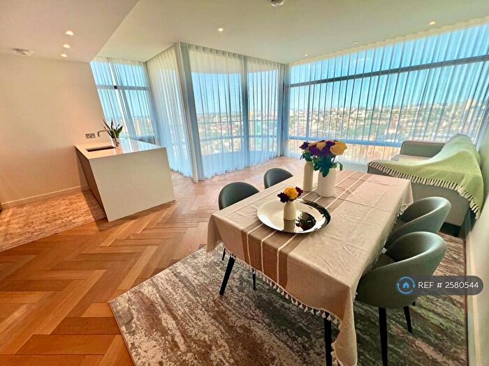 2 Bedroom Flat To Rent In Principal Tower, London, EC2A