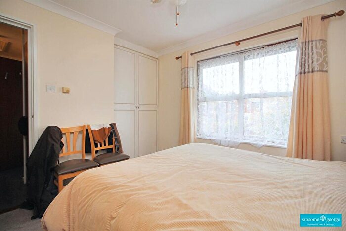 1 Bedroom Retirement Property For Sale In Gordon Palmer Court, Reading, RG30