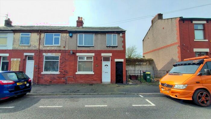 3 Bedroom House To Rent In Shelley Road, Ashton-On-Ribble, Preston, PR2