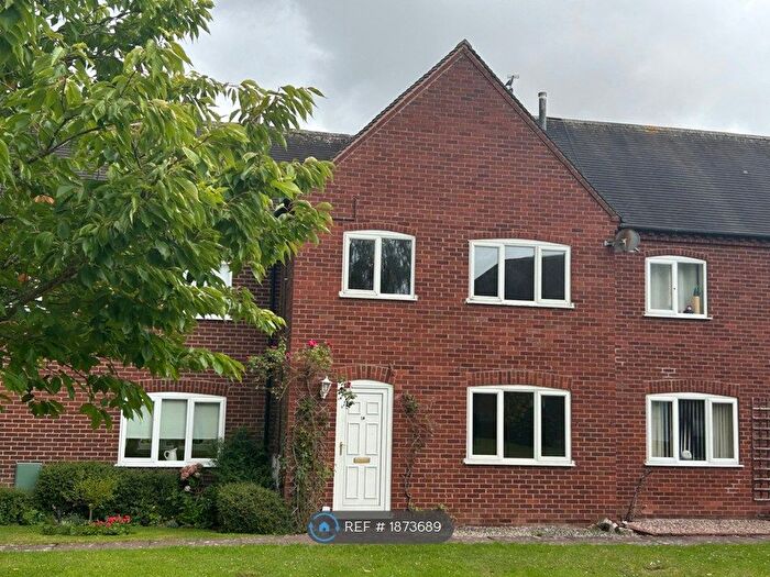 3 Bedroom Terraced House To Rent In The Lilypool, Derbyshire, DE73