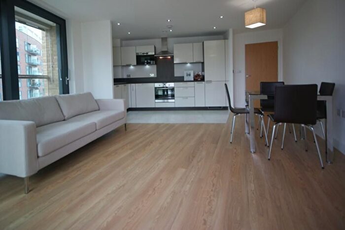 2 Bedroom Flat To Rent In Quebec Way, Maple Quays, SE16
