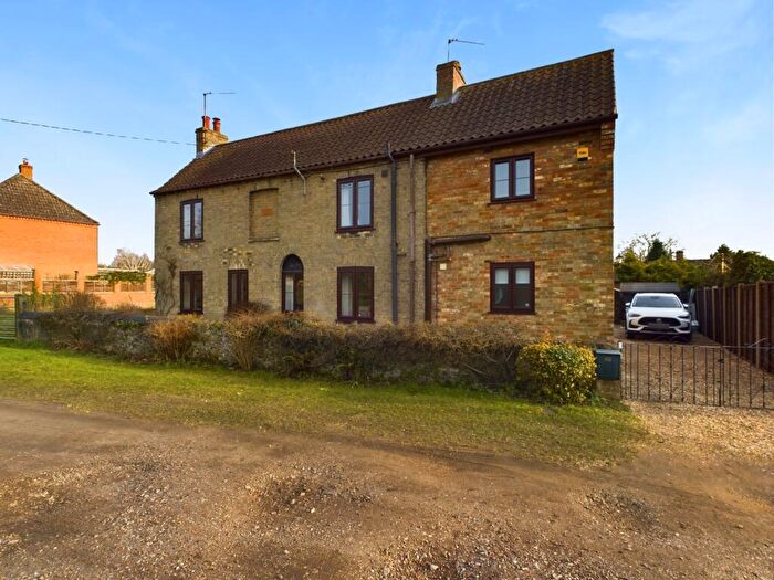 3 Bedroom Cottage For Sale In Howdale Road, Downham Market, PE38