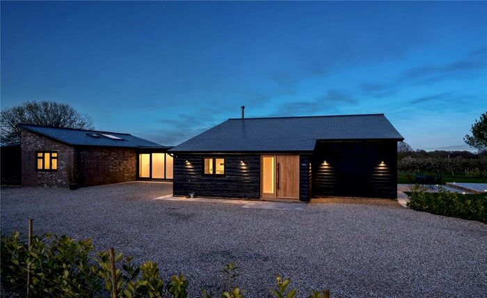 4 Bedroom Detached House For Sale In Romford Road, Tunbridge Wells, Kent, TN2