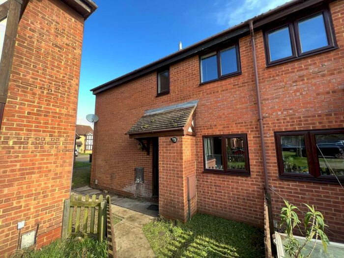 2 Bedroom Semi-Detached House To Rent In Millwright Way, Bedford, MK45
