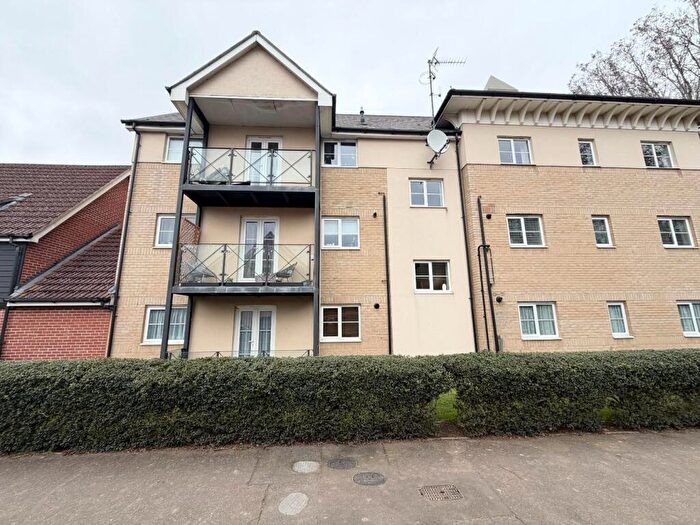 2 Bedroom Flat For Sale In Summerfields, Sible Hedingham, Halstead, CO9