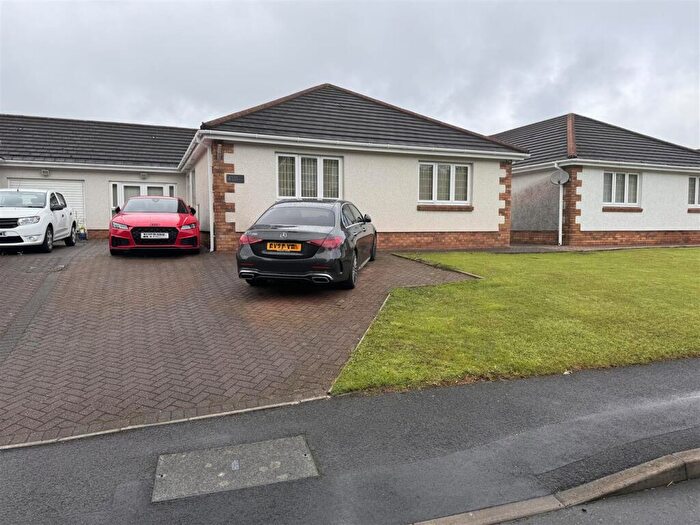 3 Bedroom Semi-Detached Bungalow For Sale In Clos Nant-Y-Ci, Saron, Ammanford, SA18