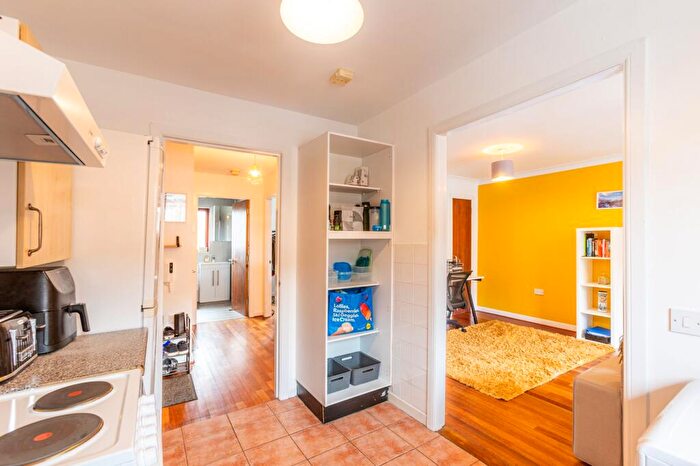 1 Bedroom Flat For Sale In Maryhill Road, St Georges Cross, G20