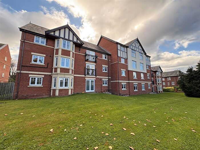 2 Bedroom Flat To Rent In Scholars Park, Darlington, DL3