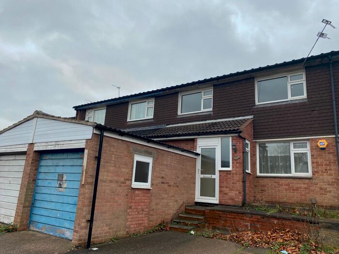 3 Bedroom Town House To Rent In Illingworth Road, Leicester LE5