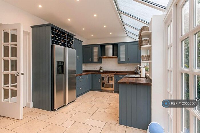 4 Bedroom Semi Detached House To Rent In Barnes, London, SW13