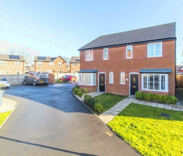 3 Bedroom House To Rent In Fallow Avenue, Cottam, Preston, PR4