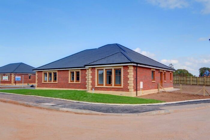 3 Bedroom Detached Bungalow For Sale In Ballochmyle Estate, Mauchline, KA5