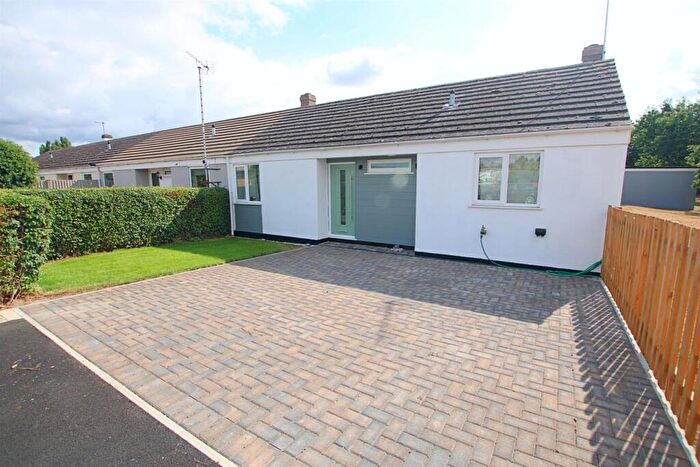 2 Bedroom Semi-Detached Bungalow To Rent In Sanfoin Close, Red Lodge, IP28
