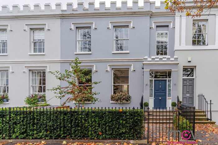 3 Bedroom Apartment For Sale In Clarence Road, Cheltenham, GL52
