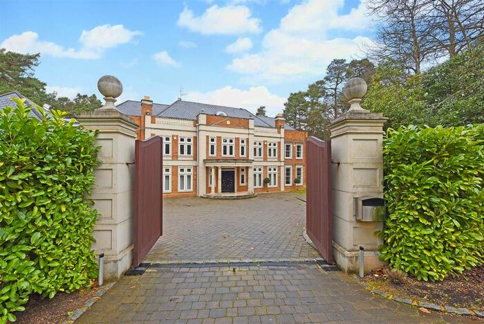 6 Bedroom Detached House To Rent In St Georges Hill, Weybridge, Surrey, KT13