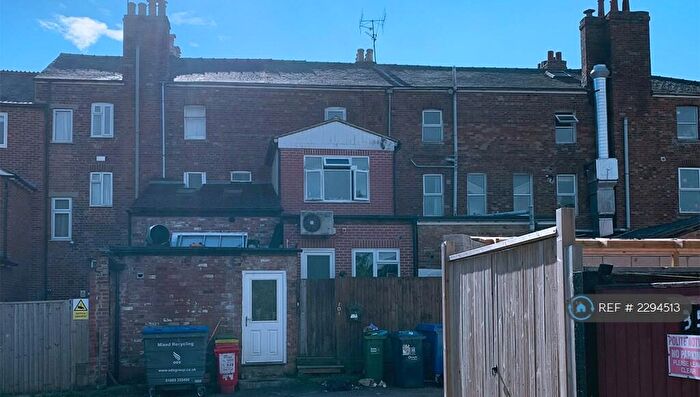 4 Bedroom Semi-Detached House To Rent In St. Clements Street, Oxford, OX4