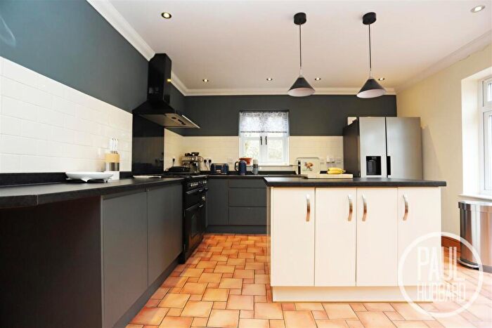 3 Bedroom Detached House For Sale In Hall Road, Oulton Broad, NR32