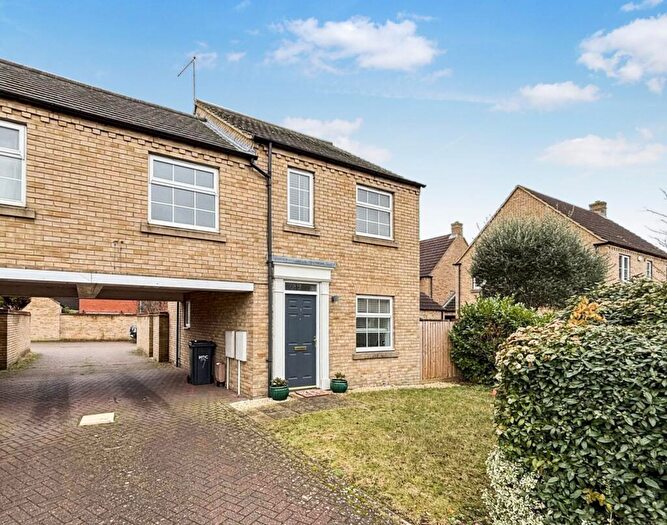 3 Bedroom Semi Detached House For Sale In Stocker Way, Eynesbury, PE19