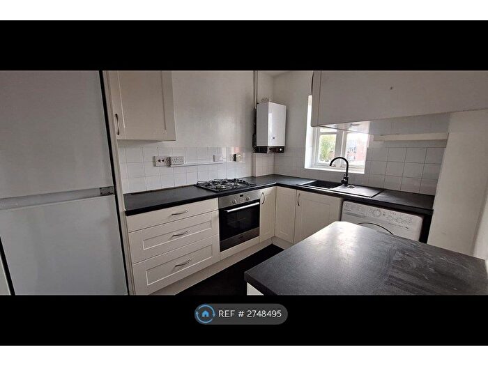 2 Bedroom Flat To Rent In High St, Southminster, CM0