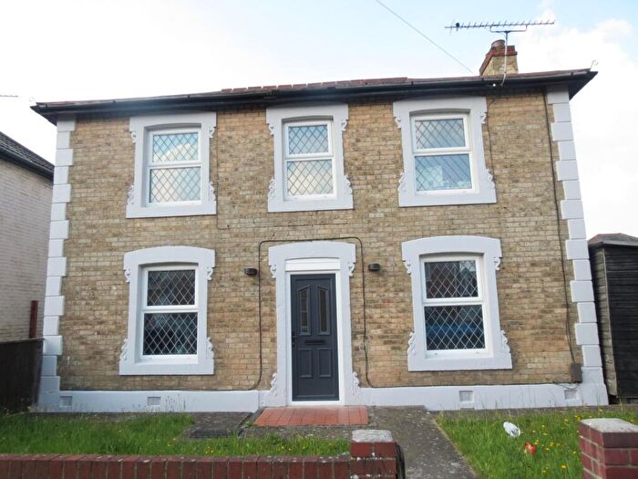 6 Bedroom House To Rent In Bedroom Detached House In Winton, BH9