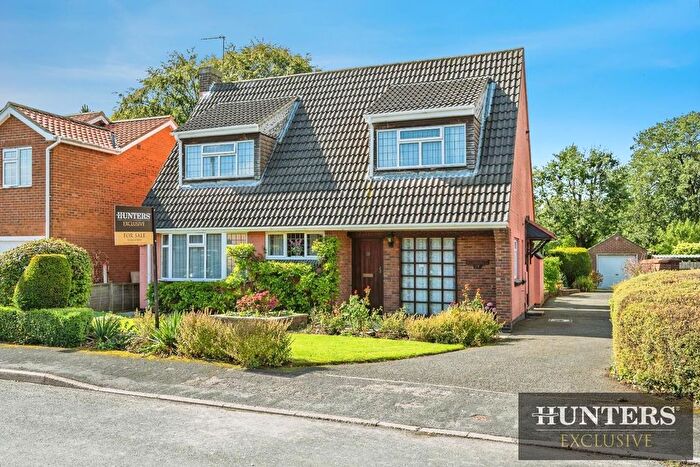 3 Bedroom Detached Bungalow For Sale In Elmfield Drive, Brandesburton, Driffield, YO25