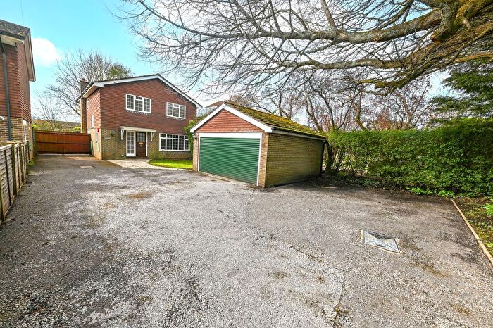 4 Bedroom Detached House For Sale In Hambledon Road, Waterlooville, PO7