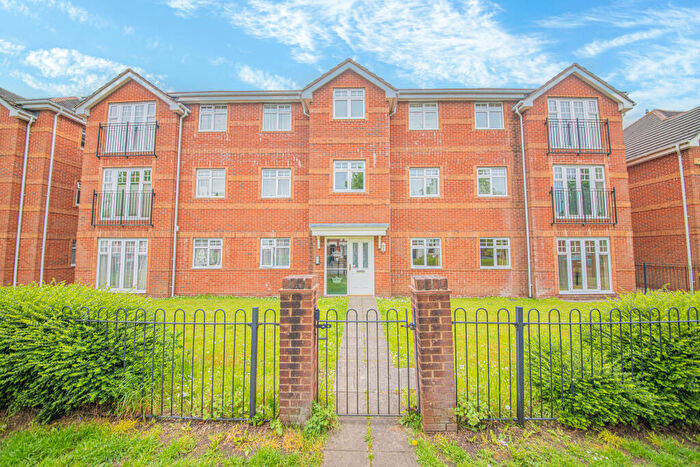 2 Bedroom Apartment For Sale In Benny Hill Close, Eastleigh, SO50