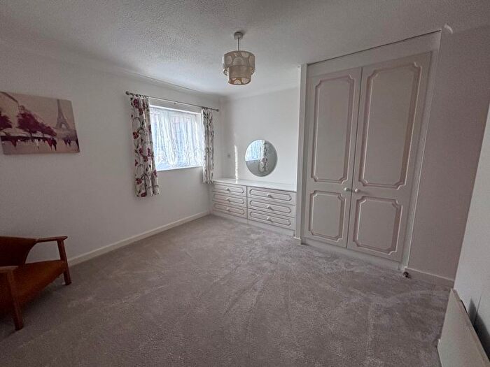 1 Bedroom Property For Sale In Cloverdale Drive, Longwell Green, Bristol, BS30